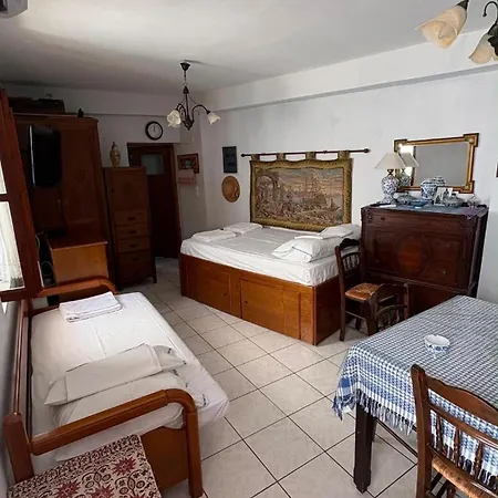 House 28sqm In Chora * Скирос